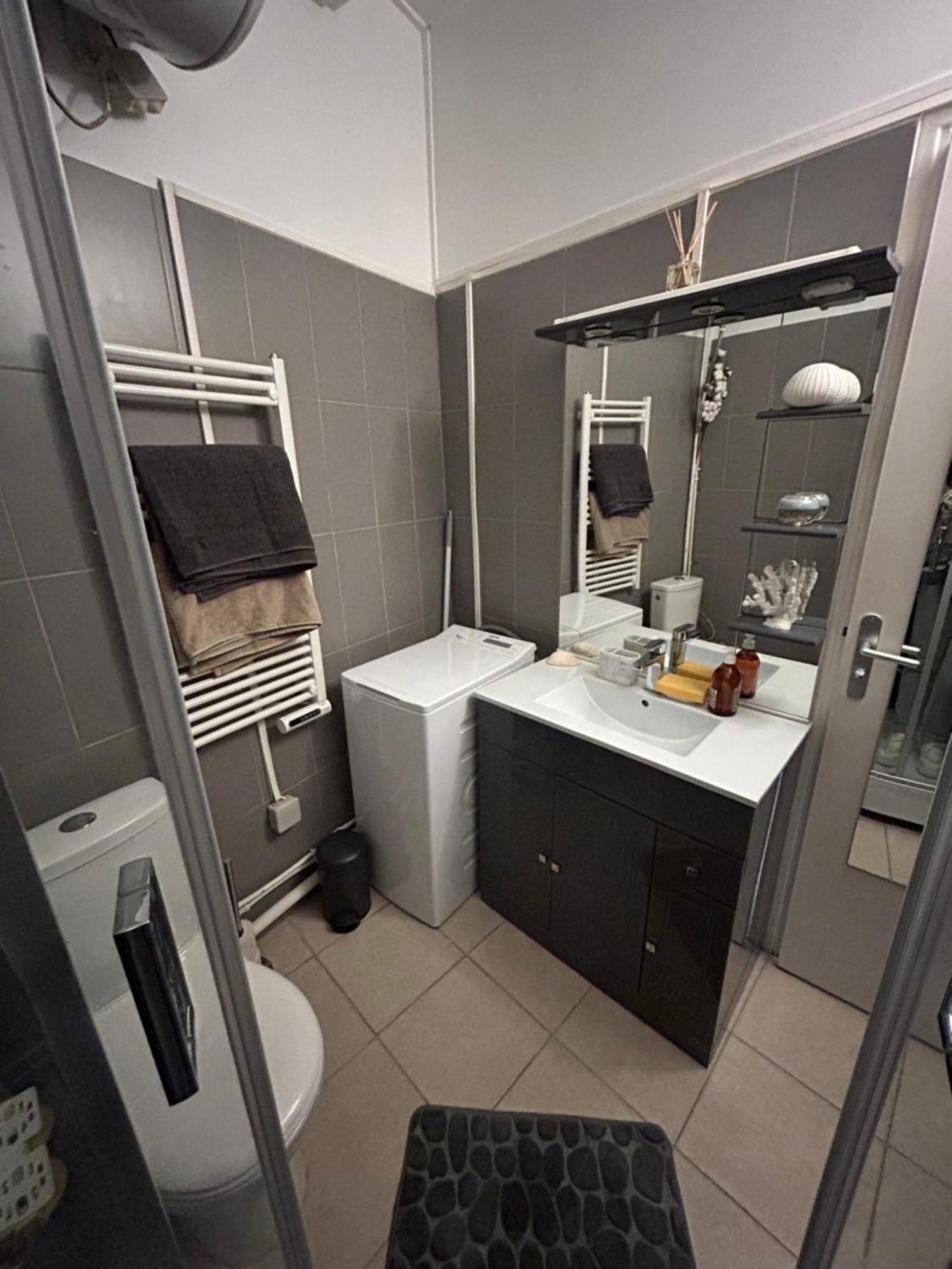 Grand Studio Entierement Renove Au Coeur De Paris 아파트 외부 사진